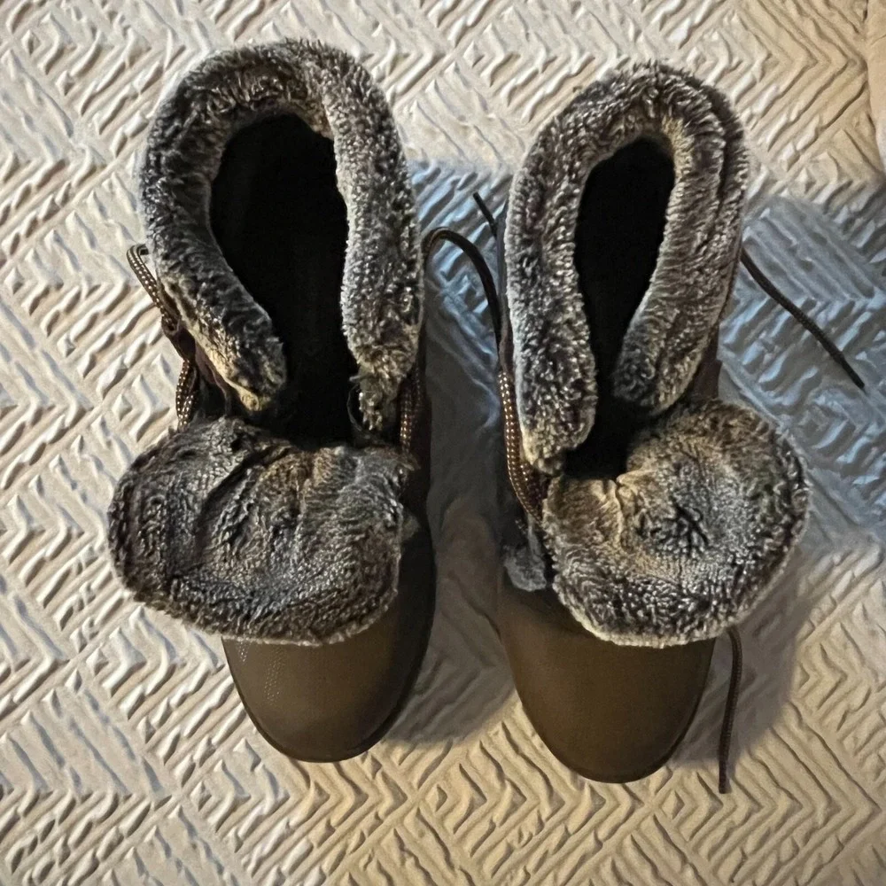 BareTraps Womens Augustina Brown Suede Winter Ankle Bootie Faux Fur Lined Size 7
